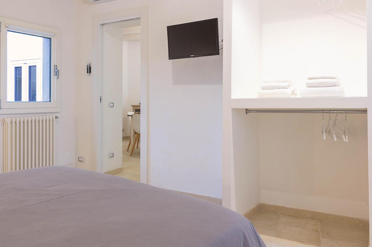 G25 Guesthouse Монополи Екстериор снимка